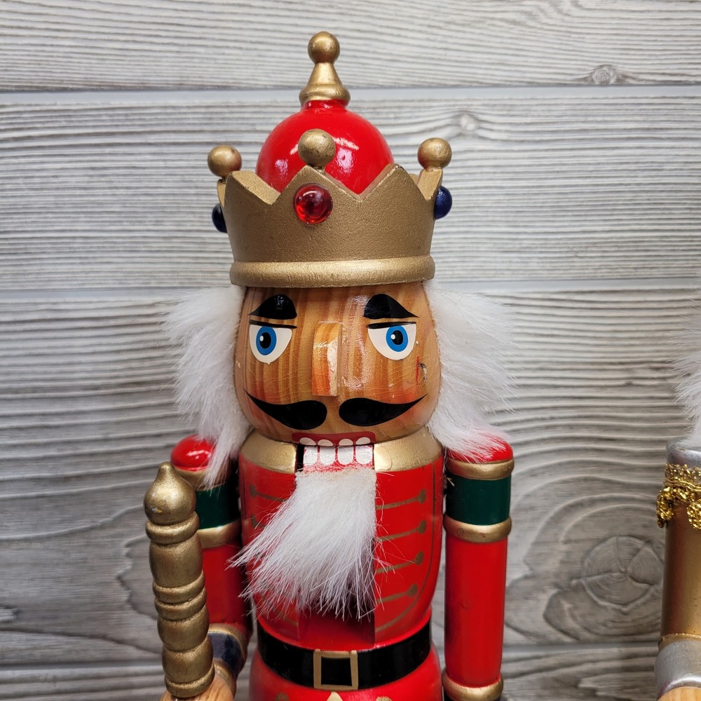 3 Nutcracker Figurines Wood Christmas Decor King Soldier Drummer - Picture 9 of 15